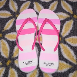 Victoria's Secret flip flops