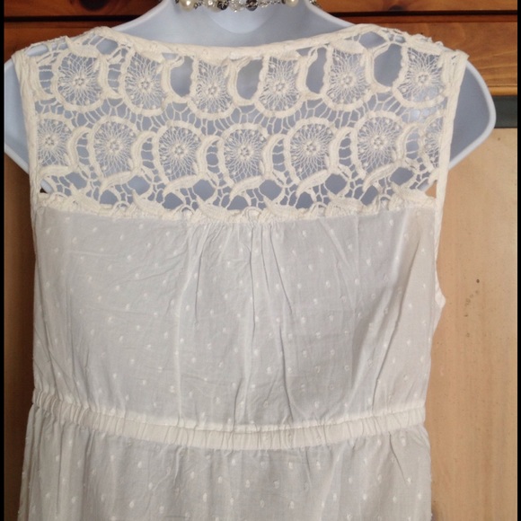 Wonderful Cotton Summer Top With Lace - Picture 2 of 4