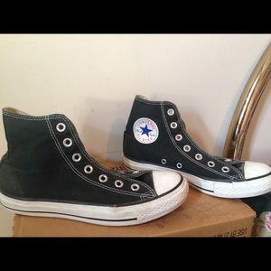 High top black converse