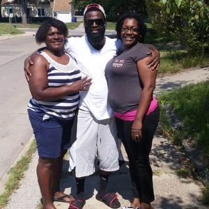 Meet your Posher, Jean