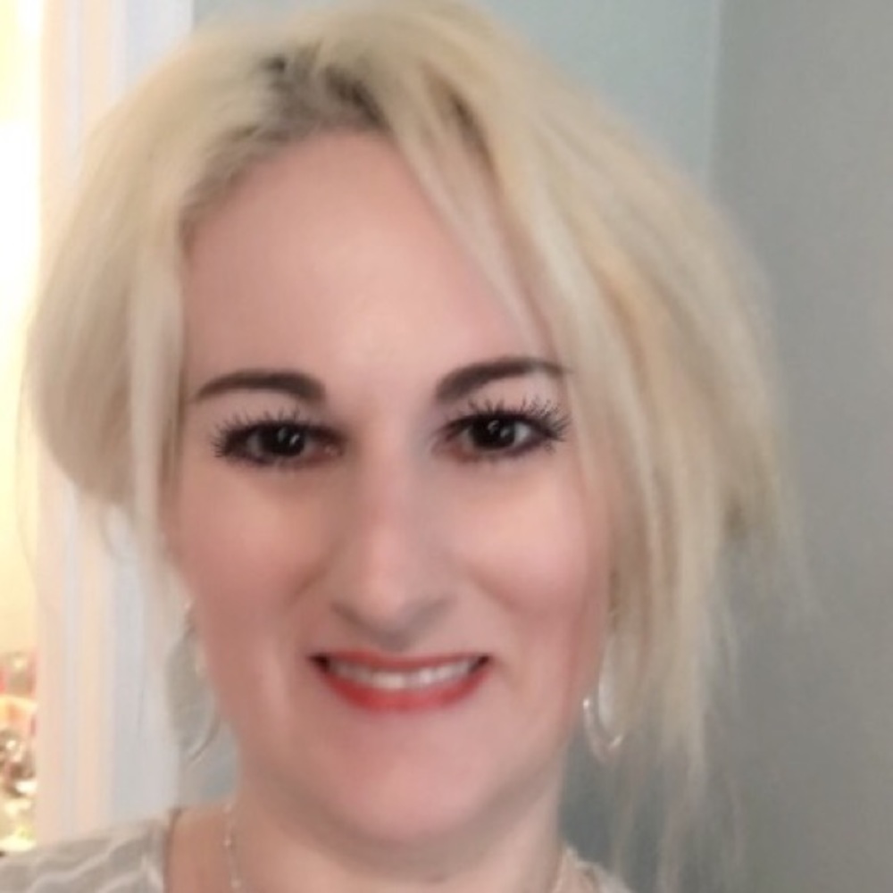 Meet your Posher, Karen.