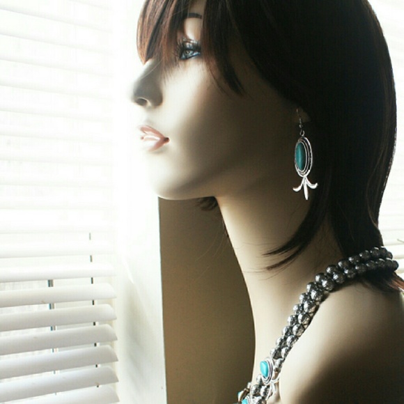 Stun Em squash blossom style statement necklace - Picture 3 of 4