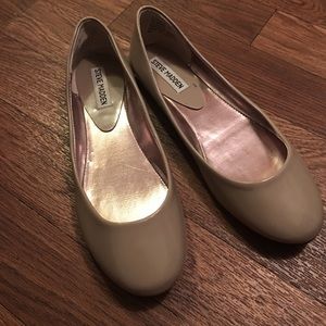 Steve Madden flat