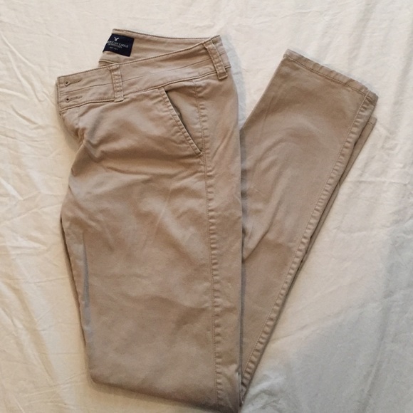 Skinny khaki pants