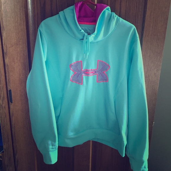 Underarmour hoodie