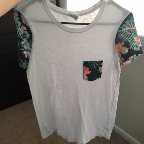 PINK T SHIRT