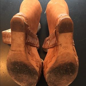 House of Harlow 1960 Shoes - ✨House of Harlow 1960 Veronika Woven Wedge Sandals House of Harlow 1960 Shoes - ✨House of Harlow 1960 Veronika Woven Wedge Sandals