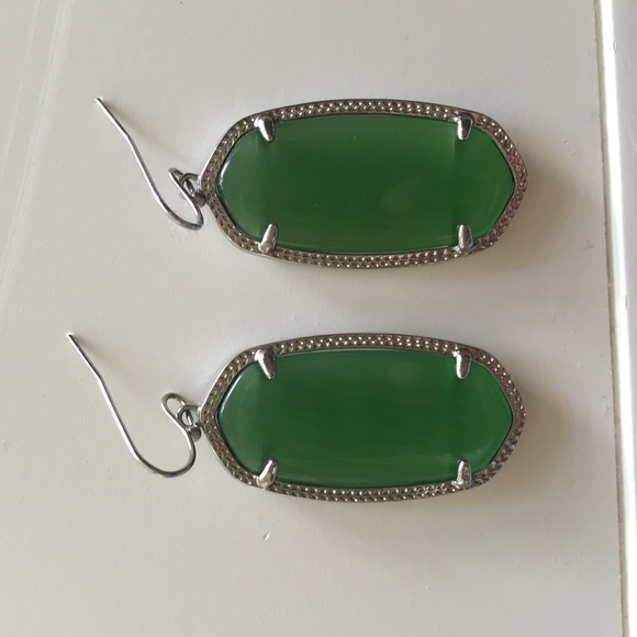 green earrings
