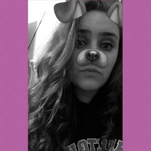 Meet your Posher, Jade