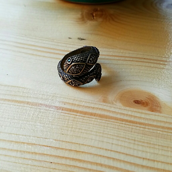 Snake Ring - Picture 2 of 3