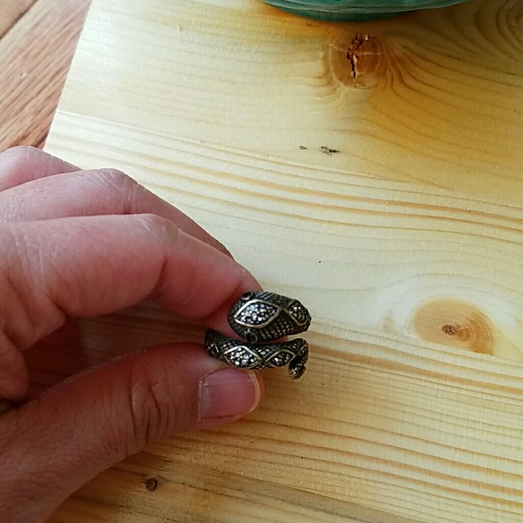 Snake Ring - Picture 3 of 3
