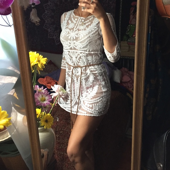 🚫🚫sold🚫🚫Lace dress - Picture 2 of 4