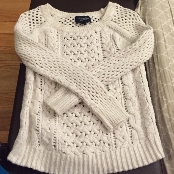 White American Eagle Sweater! - Picture 1 of 1