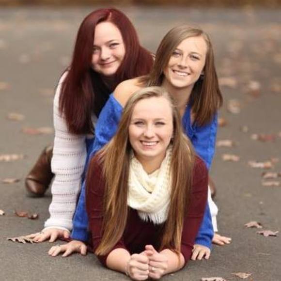 Meet your Posher, Kimberly - Picture 1 of 1