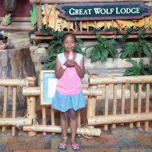 Meet your Posher, Danielle