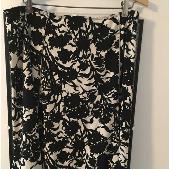 Knee length skirt