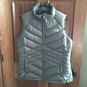 North face vest