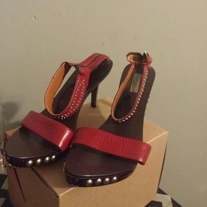 Dollhouse Restless Sandal