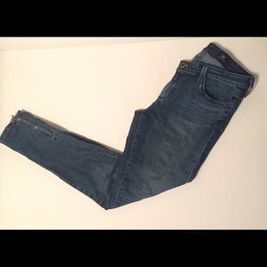 Sz 28 R AG zip up legging med wash