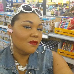 Meet your Posher, Jennifer