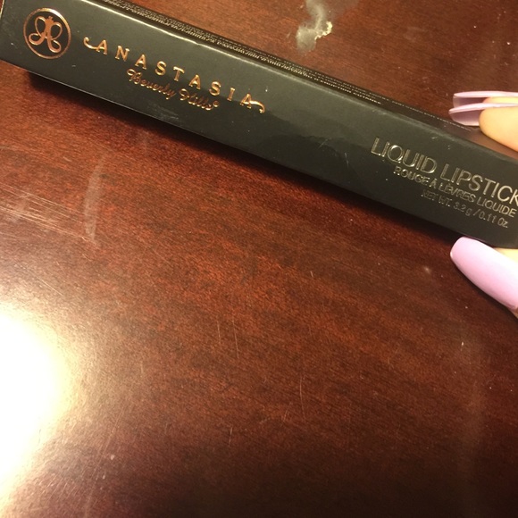 Anastasia Beverly Hills liquid lipstick