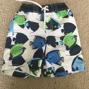 2t old navy swimsuit