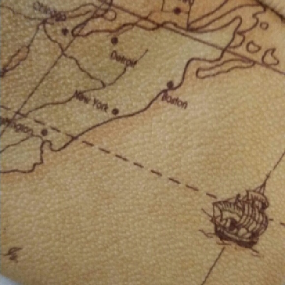 Map Pouch - Picture 2 of 2