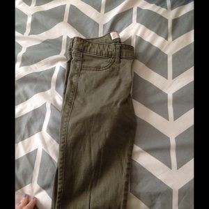 Hollister olive jegging