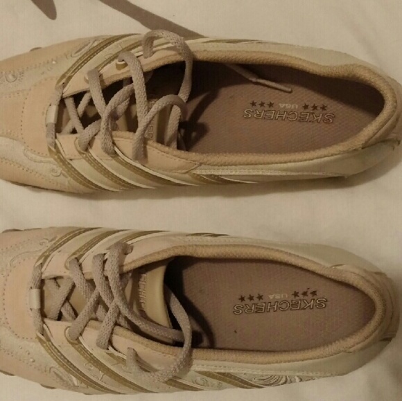 Skechers shoes