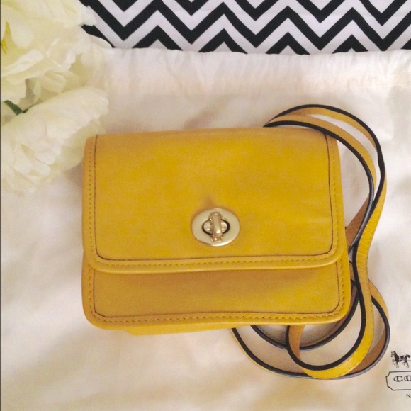 Coach mini yellow crossbody bag Clearance