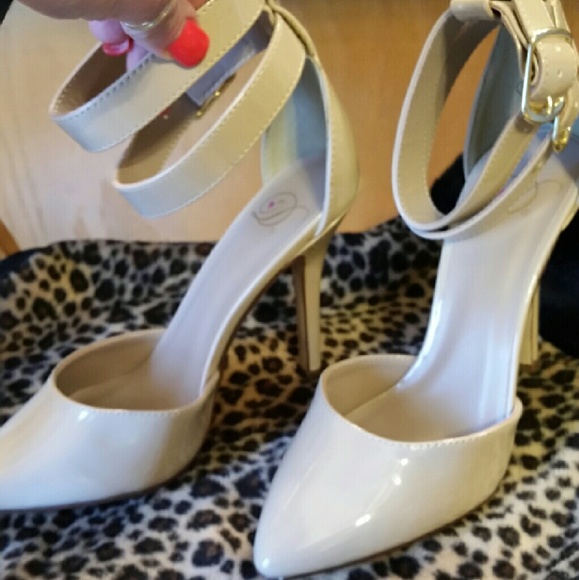 Super cute heels!!