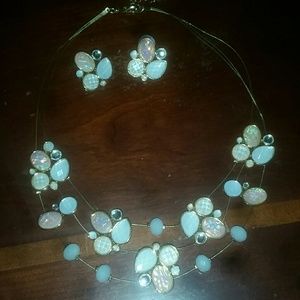 Earring and necklace set
