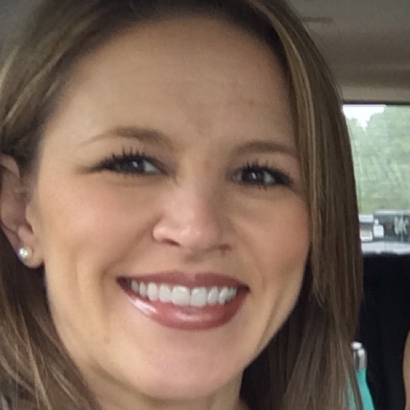 Meet your Posher, Stacy