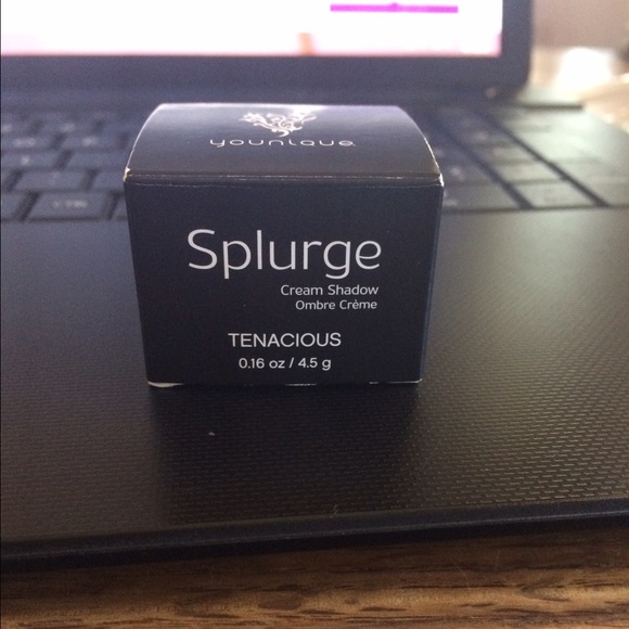 Splurge cream shadow