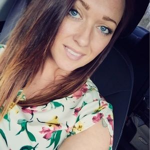 Meet your Posher, Hope