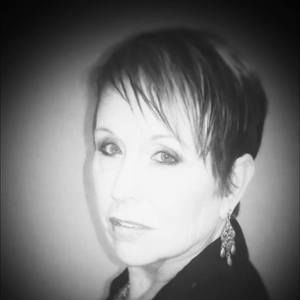 Meet your Posher, Gloria