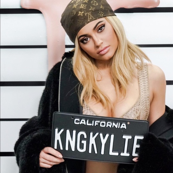 Kylie Jenner Gloss "So Cute"