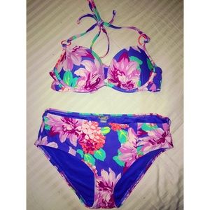 Aerie floral swim suit 🌺