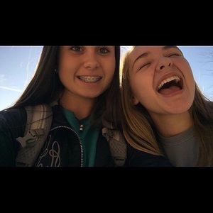 Meet your Posher, Raegan