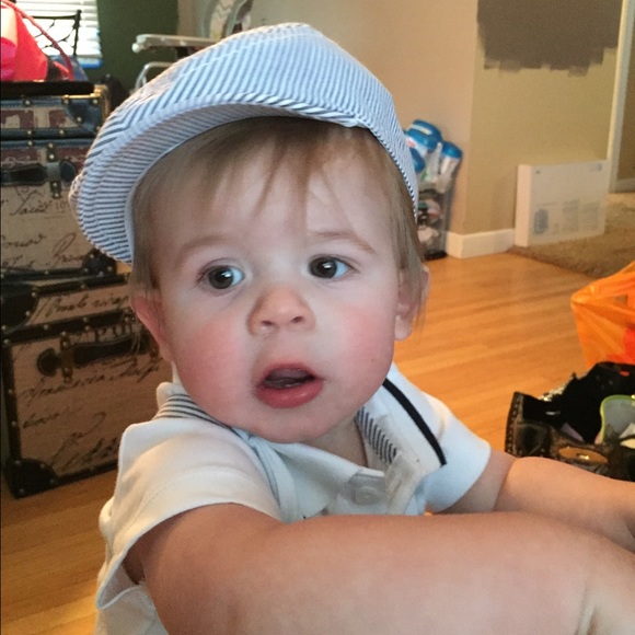 Meet your Posher, Cheri - Picture 2 of 4