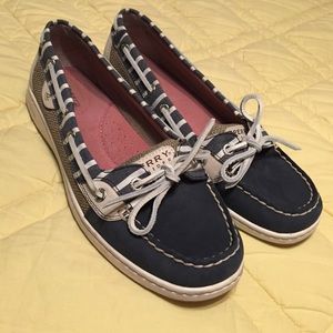 Navy/white stripe Sperry top-sider