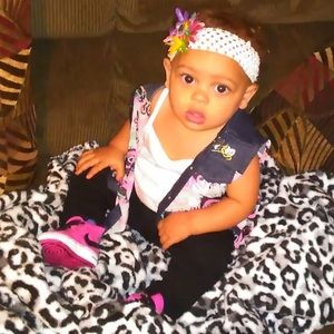 Meet your Posher, Lita