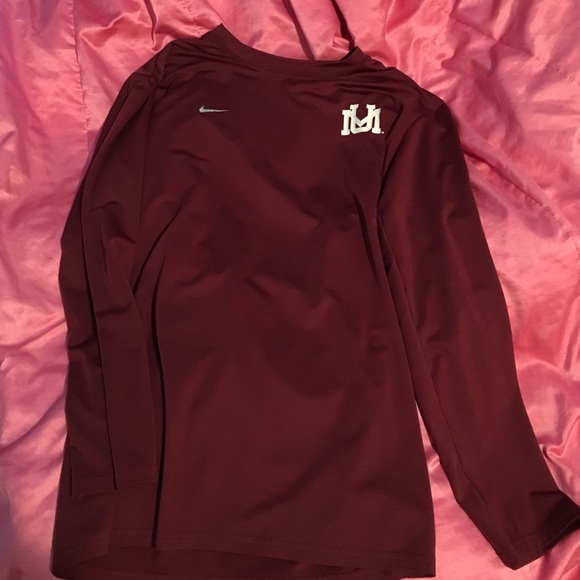 Nike dry fit long sleeve