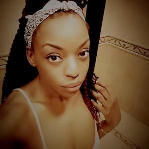 Meet your Posher, Jasmine