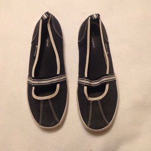Champion black flats