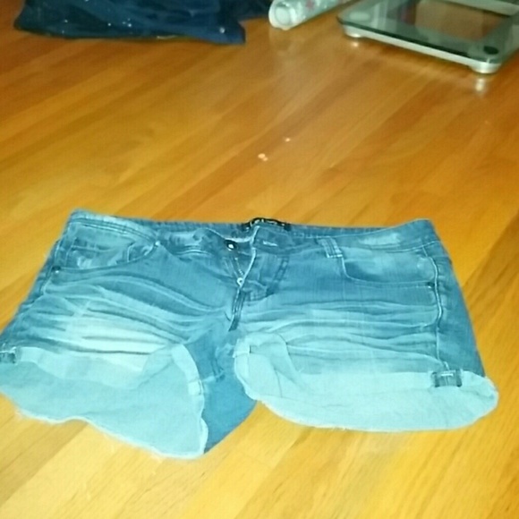 Lei Jean shorts