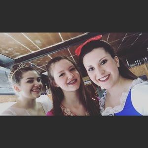 Meet your Posher, Sydney