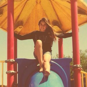 Meet your Posher, April