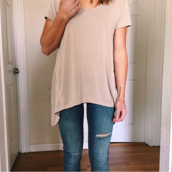 LAST ONE! Mason • Asymmetrical Hem Top - Picture 3 of 3