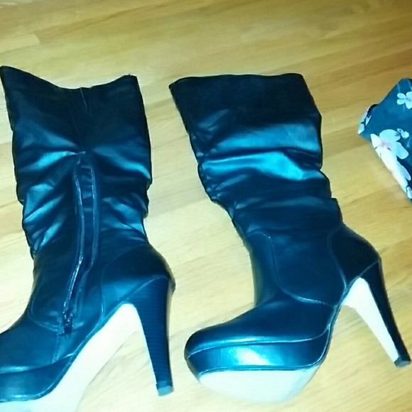 Leather boots